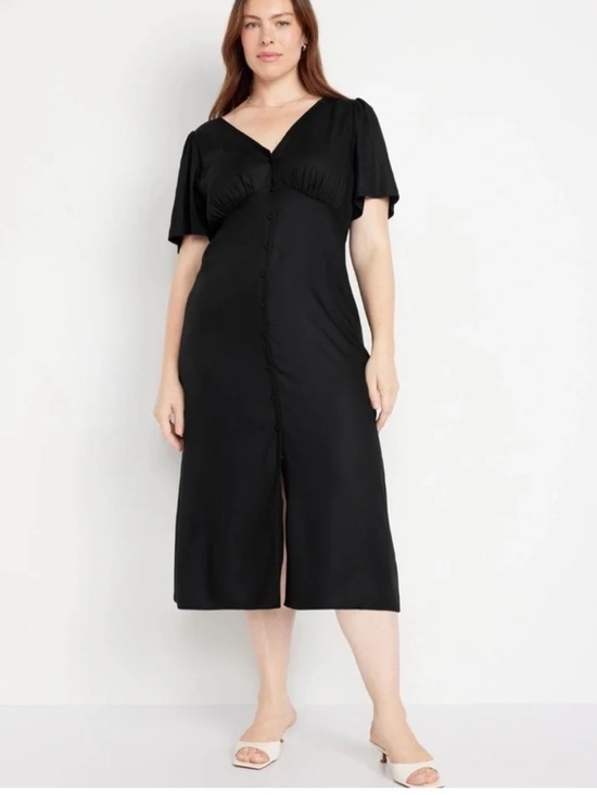 Old Navy Dresses & Skirts - NWT Old Navy Black Jack Button-Down Crepe Midi Dress Size 2X